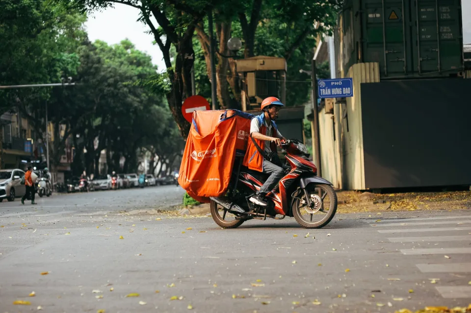 Thuê xe tự lái